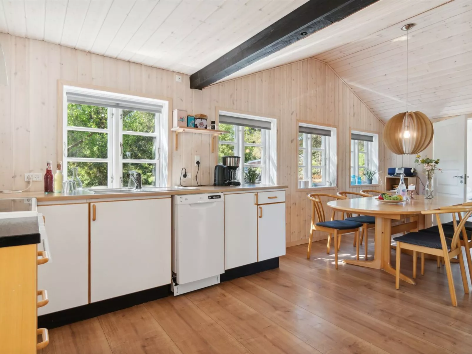 "Ilmari" - 150m from the sea-Dedans