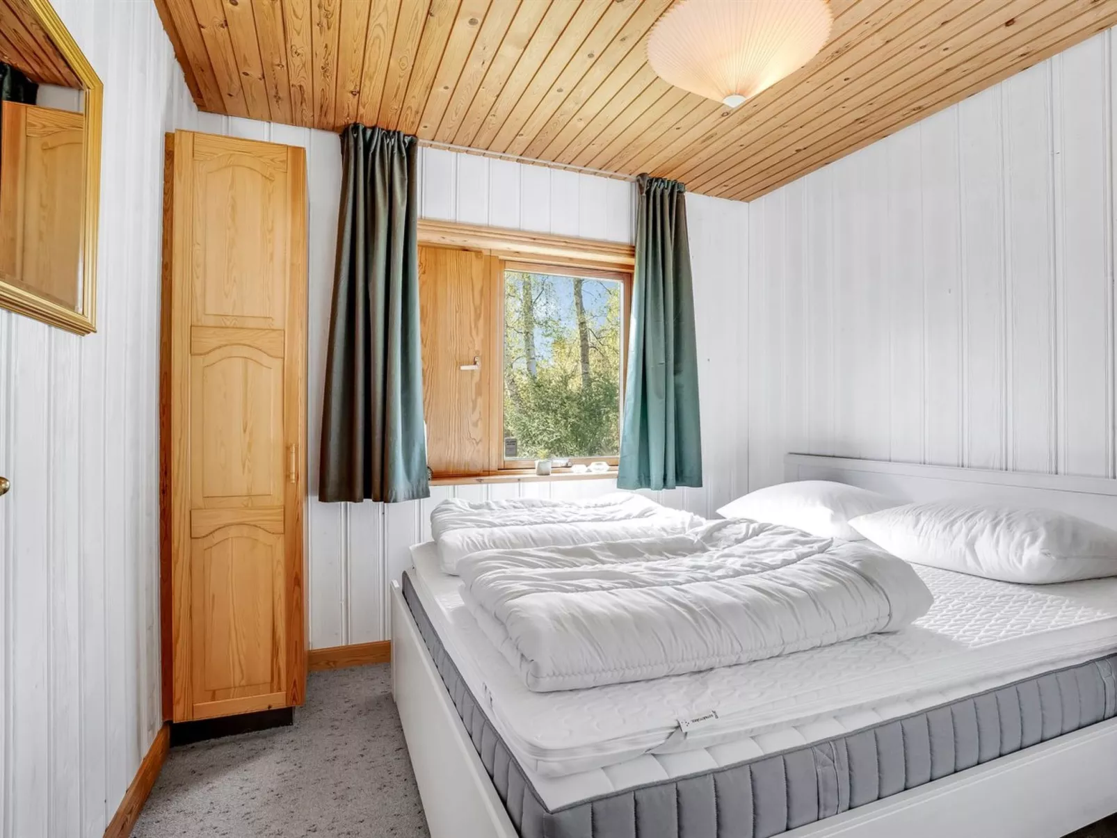 "Hakon" - 550m from the sea-Drinnen