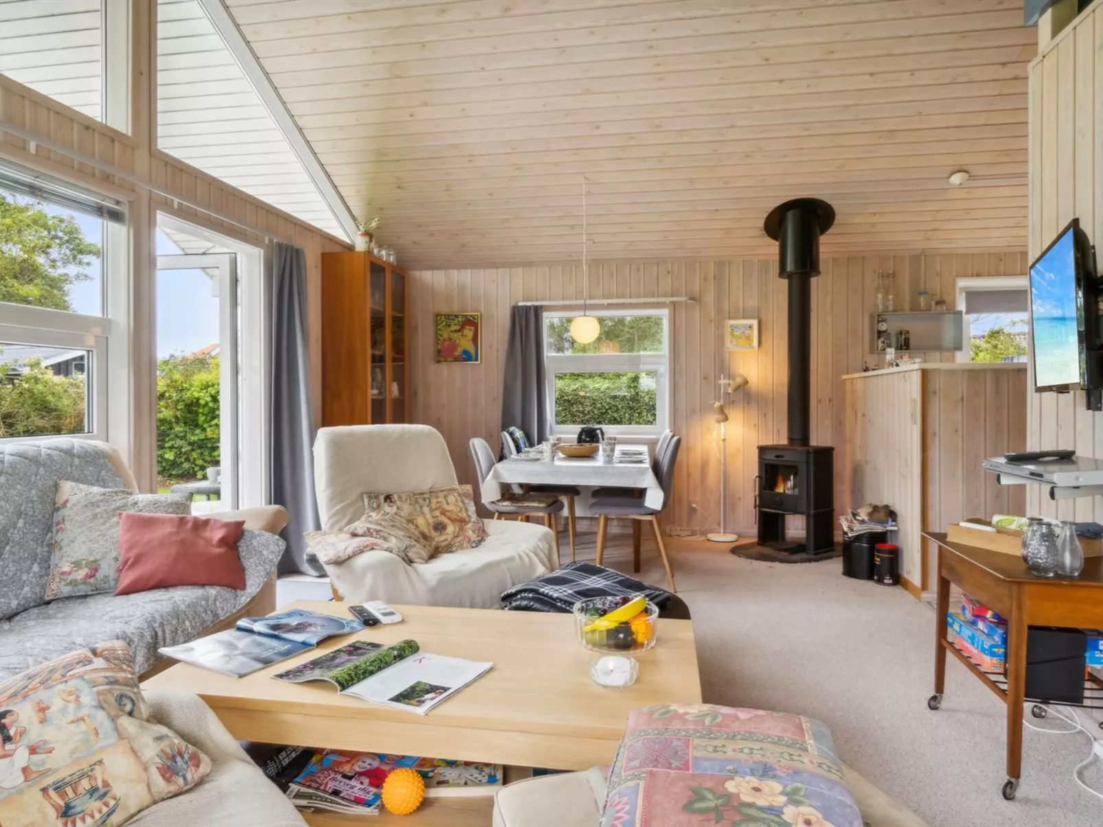 "Akseline" - 300m from the sea-Drinnen