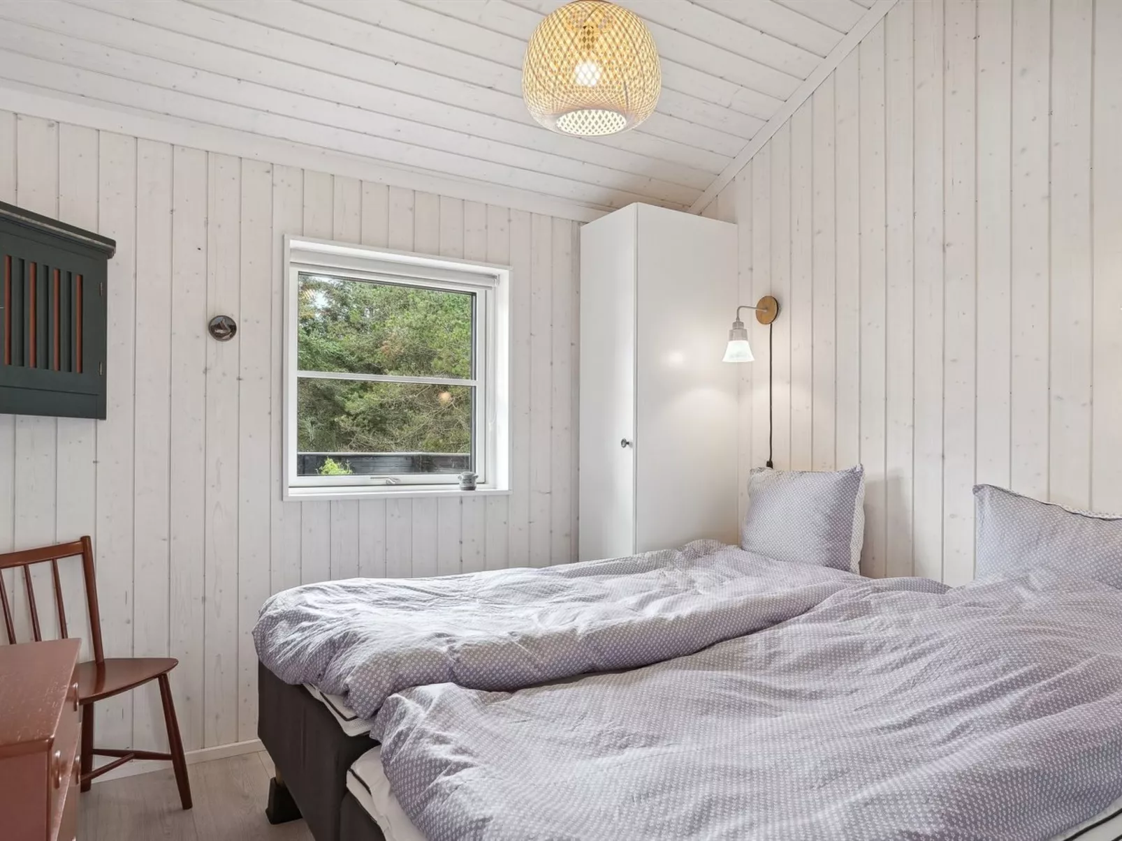 "Annvy" - 400m from the sea-Inside