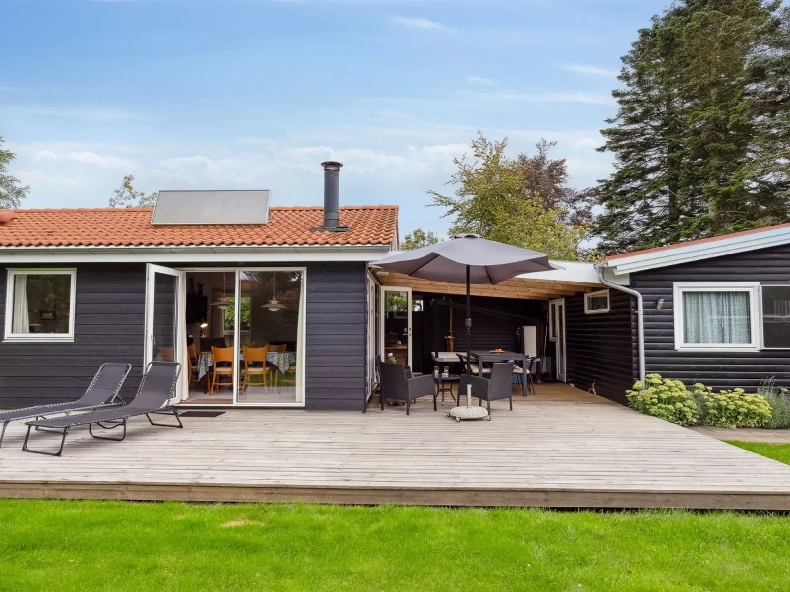 "Rikus" - 300m from the sea-Draußen