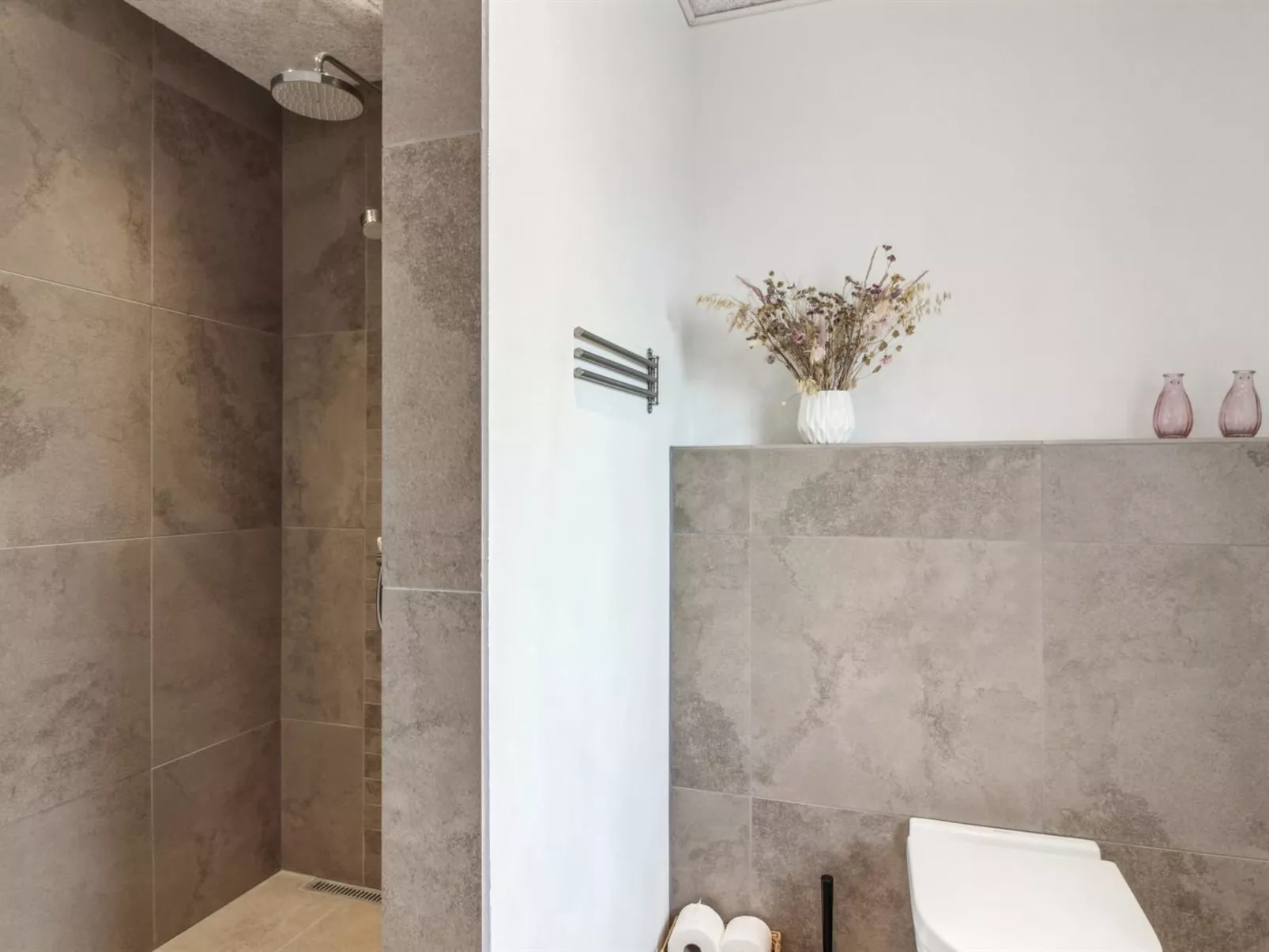 "Hela" - 1.4km from the sea-Inside