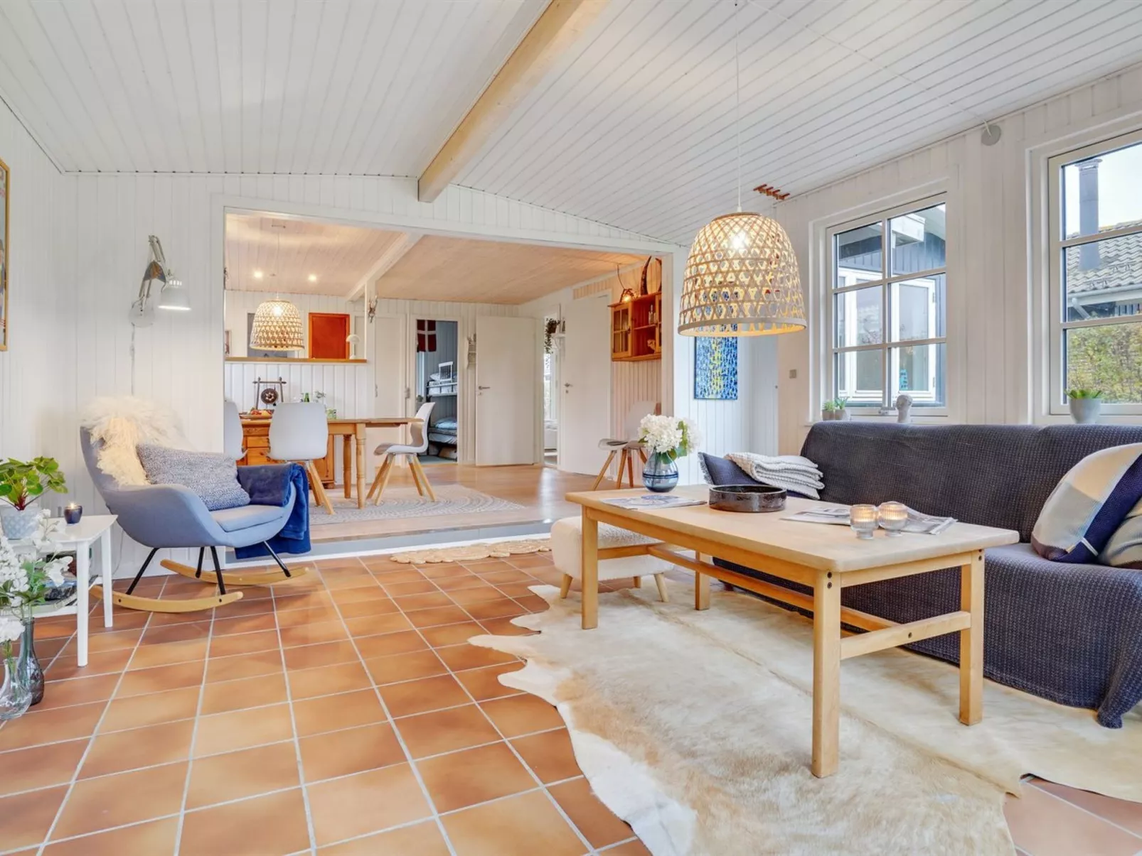 "Maybrit" - 50m from the sea-Dedans