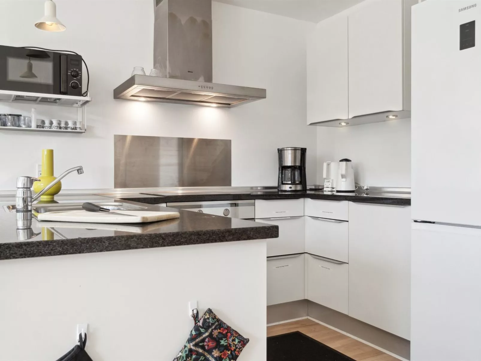 "Sophy" - 150m from the sea-Inside