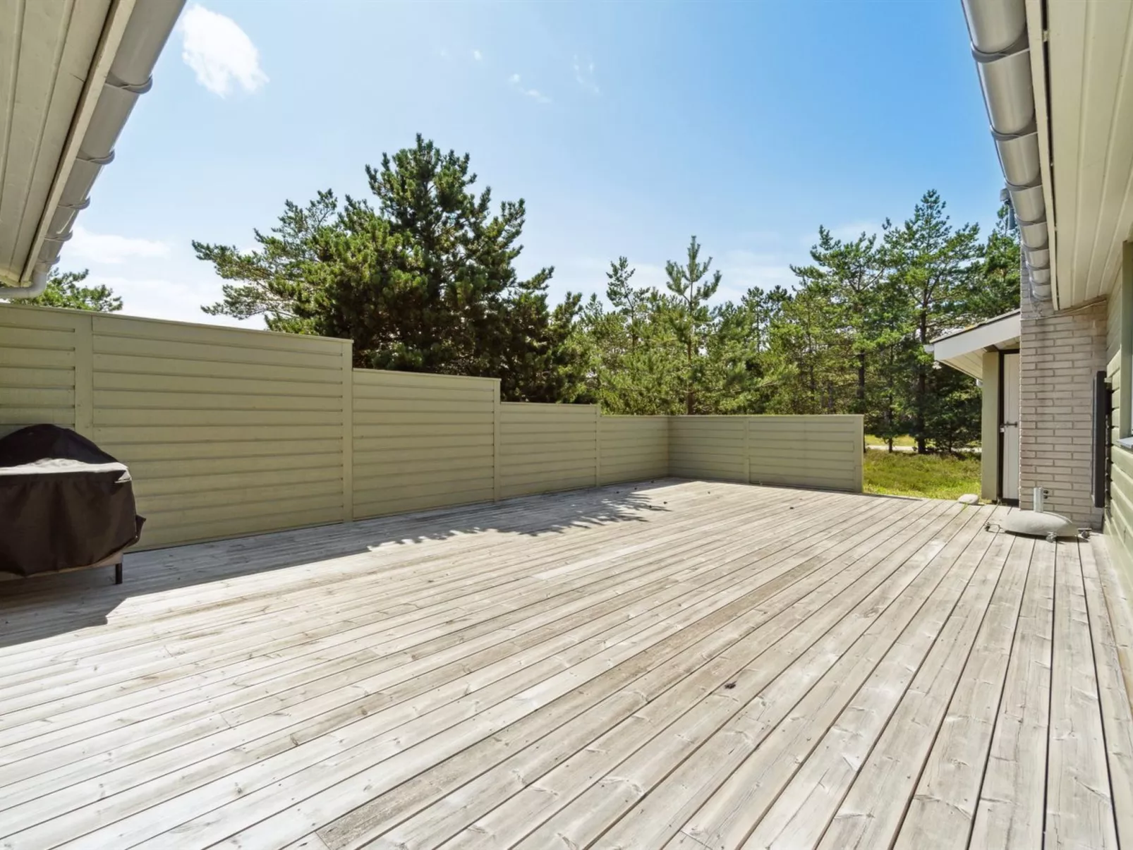 "Alwine" - 250m from the sea-Outside