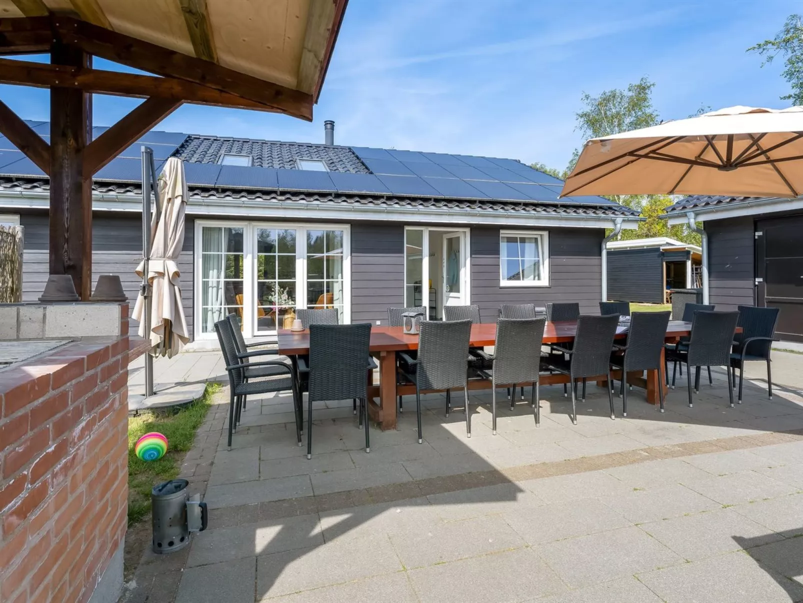 "Ronia" - 900m from the sea-Draußen