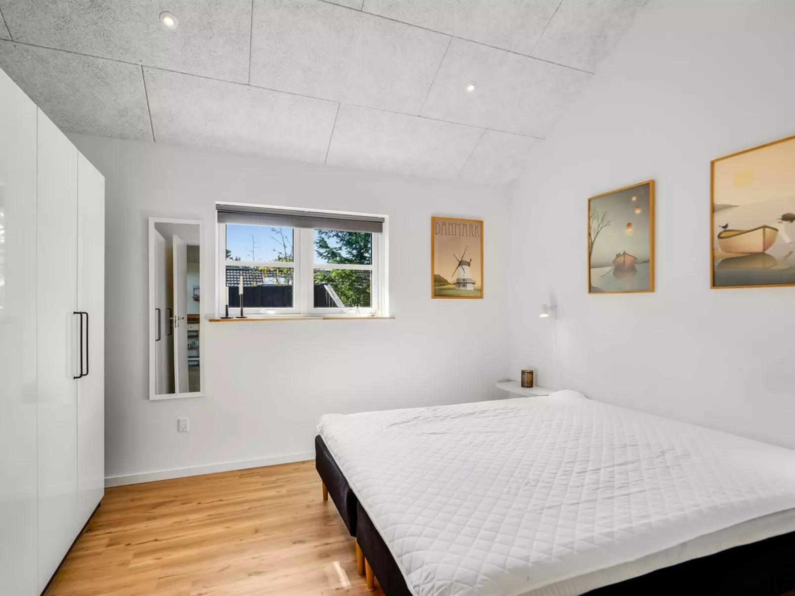 "Roska" - 1.3km from the sea-Inside