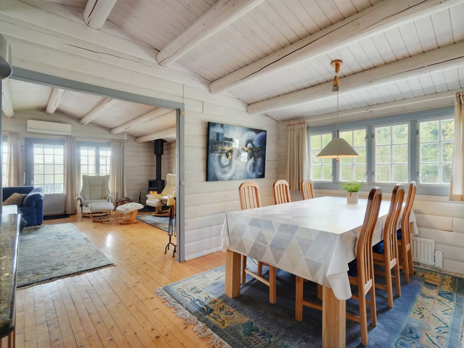 "Till" - 1.6km from the sea-Dedans