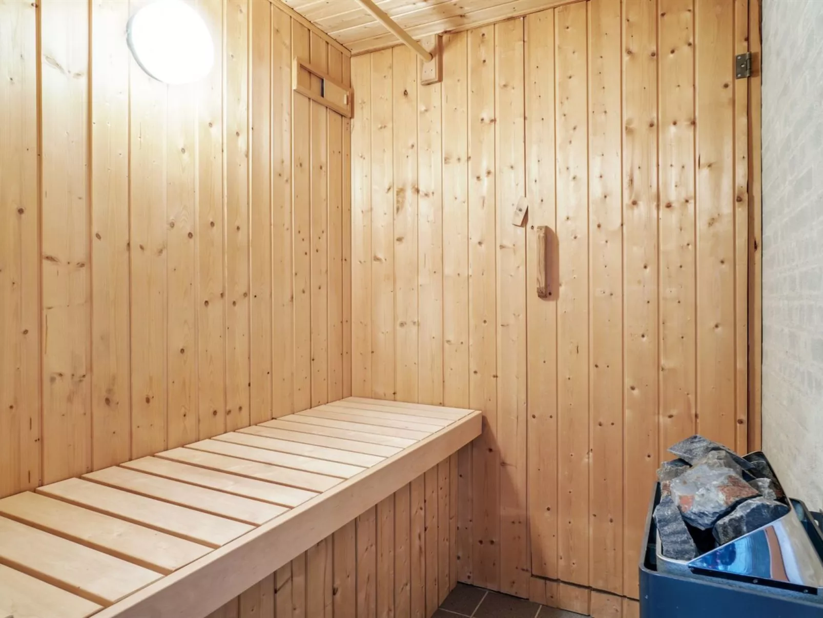 "Franzisca" - 700m from the sea-Dedans