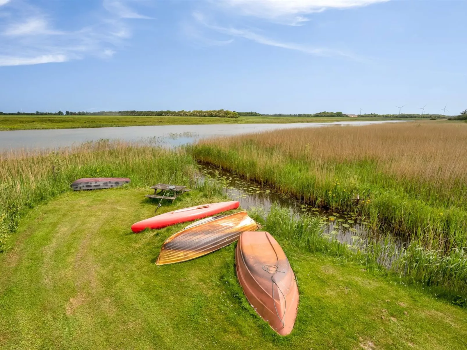 "Tatiane" - 10km from the sea-Outside