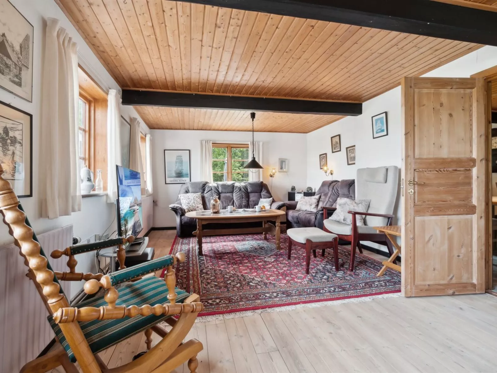 "Helmer" - 3km from the sea-Inside