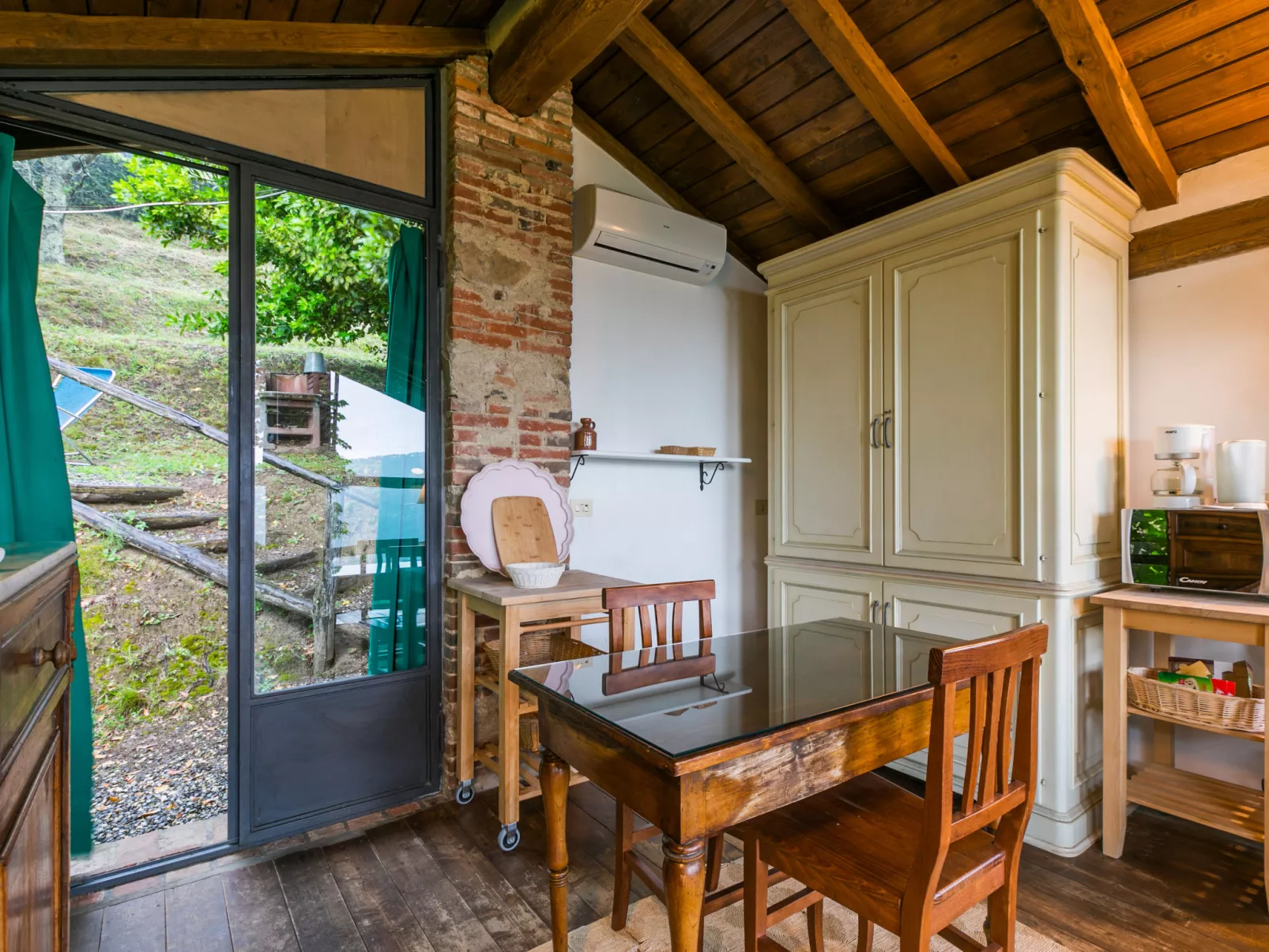 Podere Piastriccio/Casa di Vetro-Inside