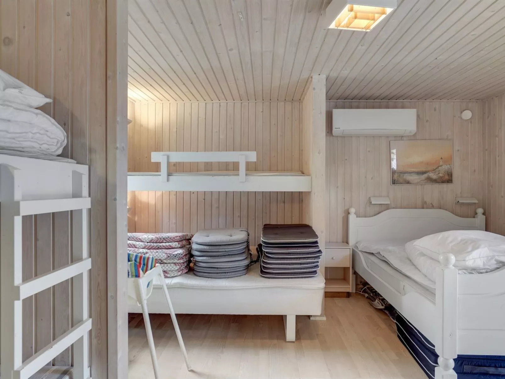 "Aneline" - 700m from the sea-Inside