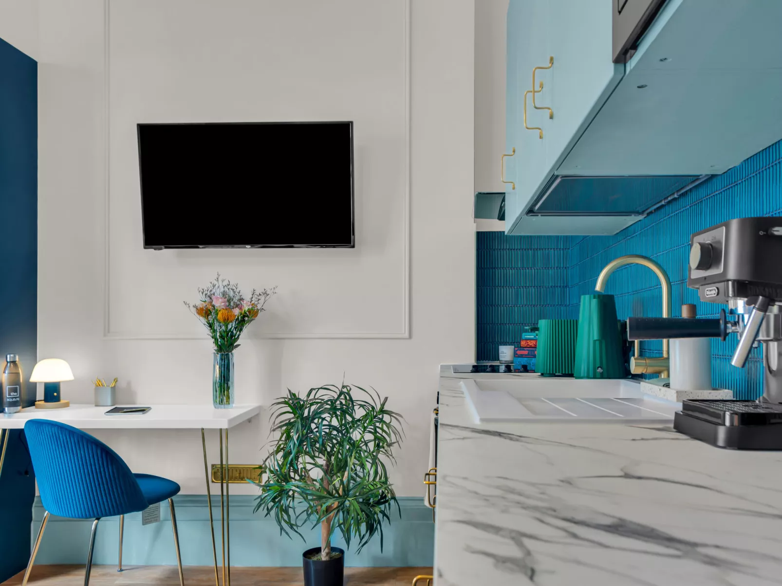 Kensington Studio-Inside