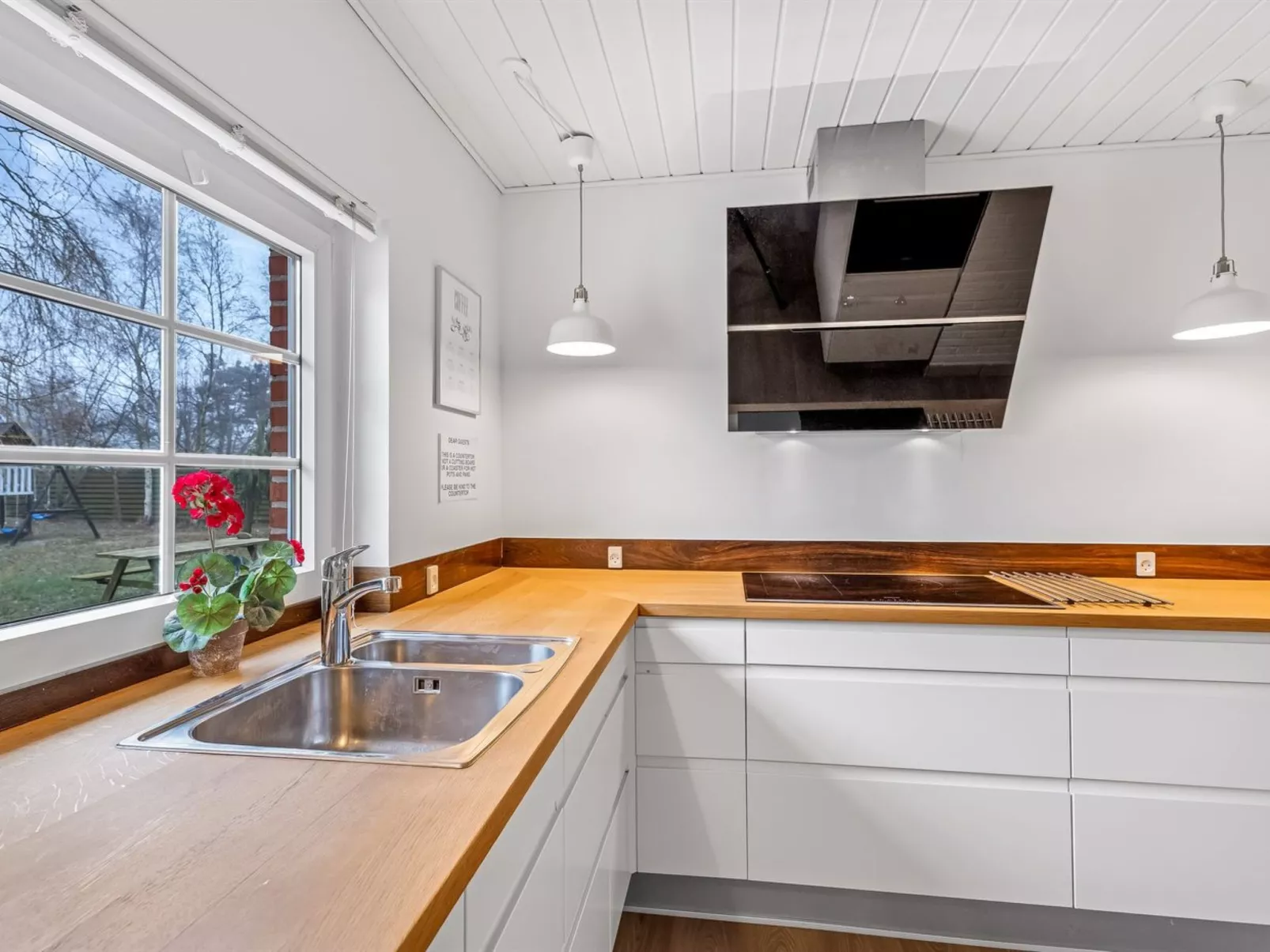 "Rajka" - 800m from the sea-Inside