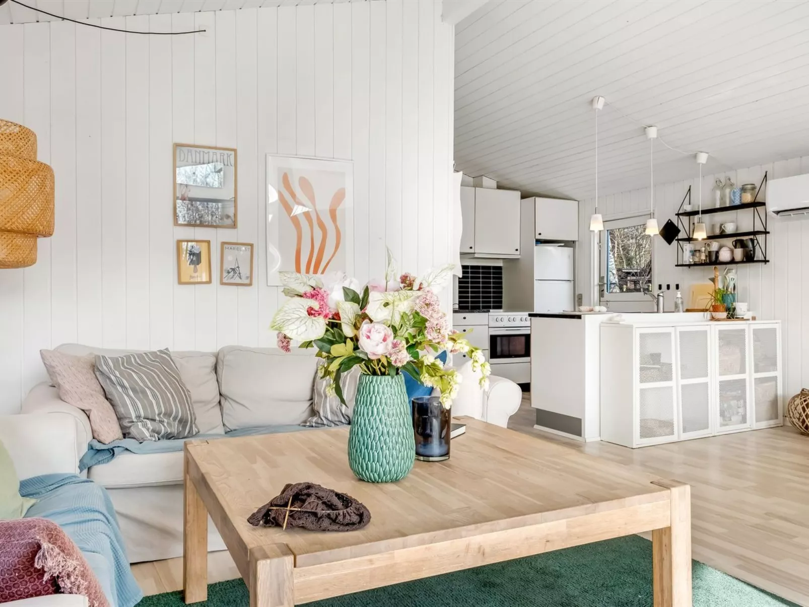 "Krum" - 250m from the sea-Inside