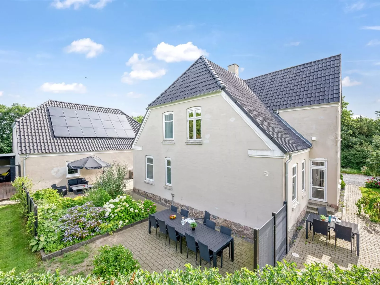 "Amma" - 21km from the sea-Draußen