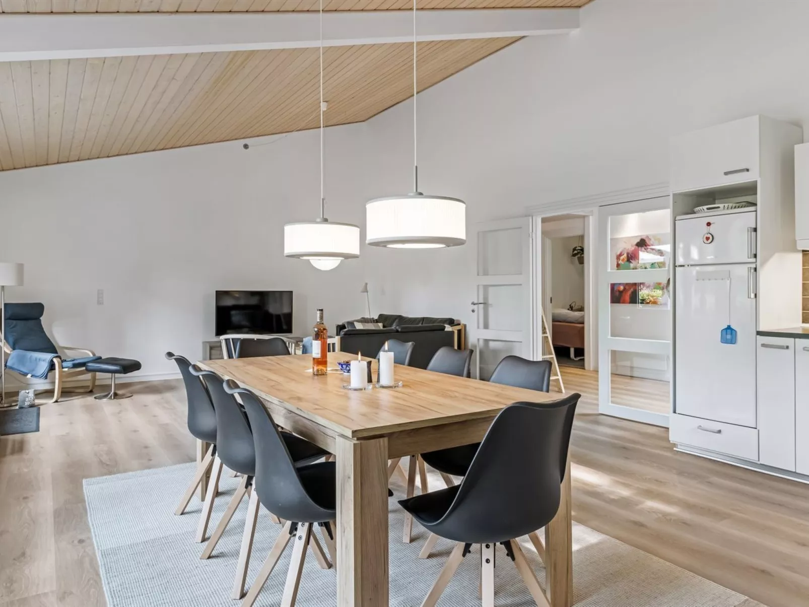 "Marlina" - 30km from the sea-Inside