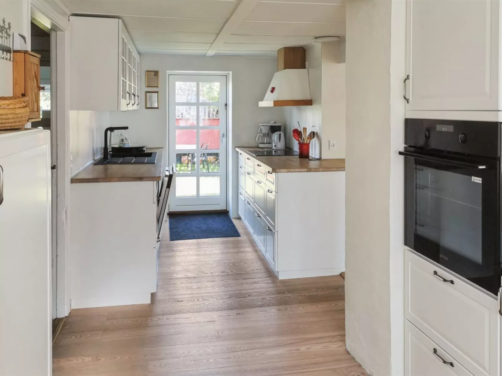 "Elvira" - 300m from the sea-Inside