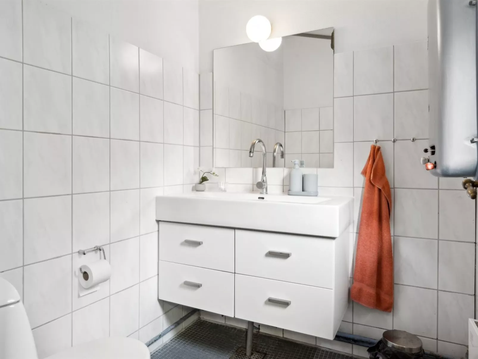 "Benni" - 120m to the fjord-Drinnen