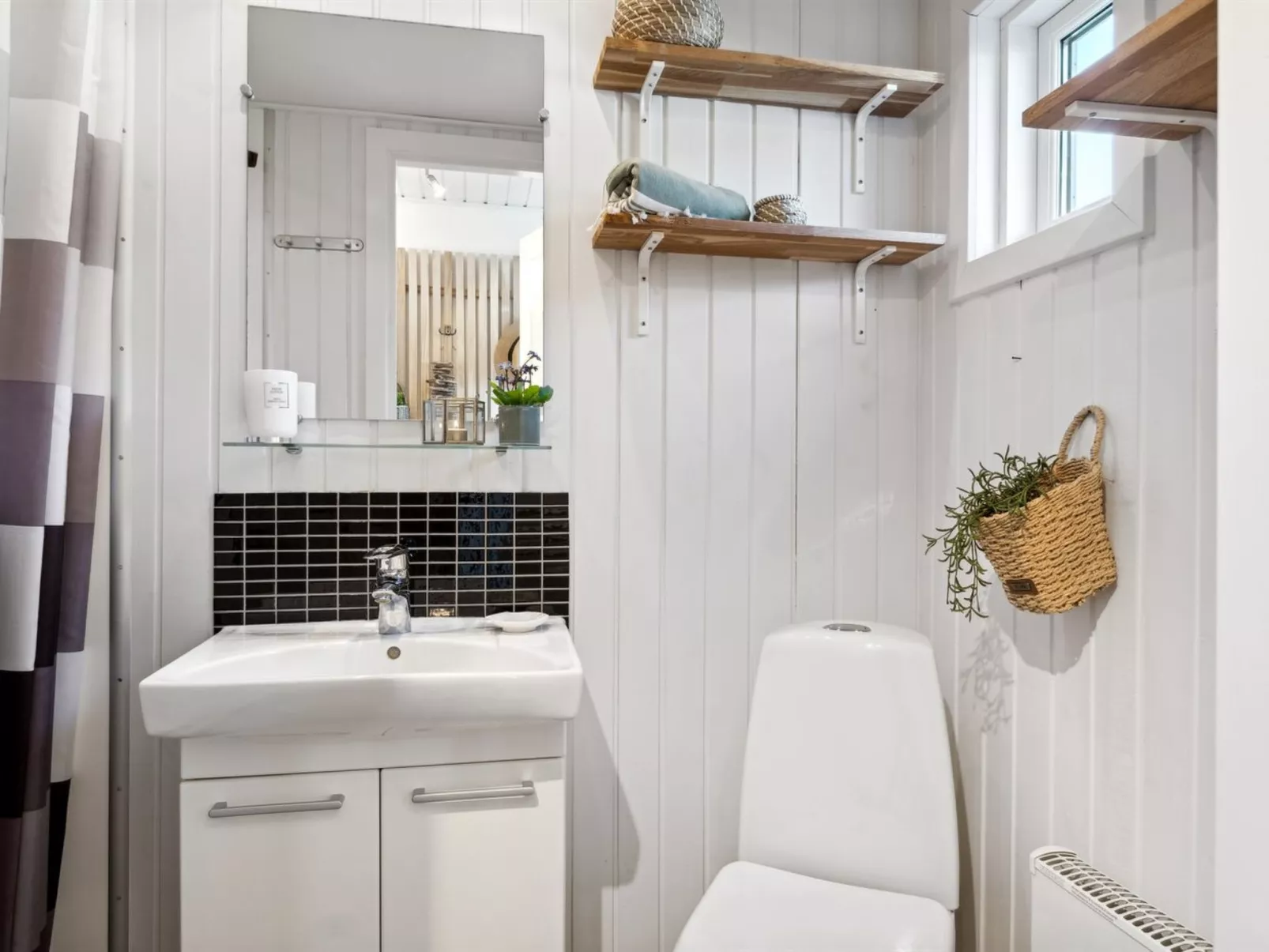 "Milly" - 150m to the fjord-Inside