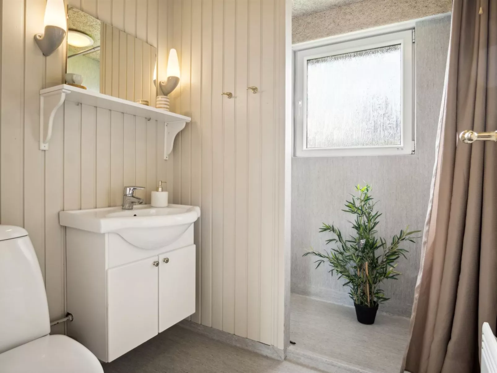 "Volmer" - 700m from the sea-Inside