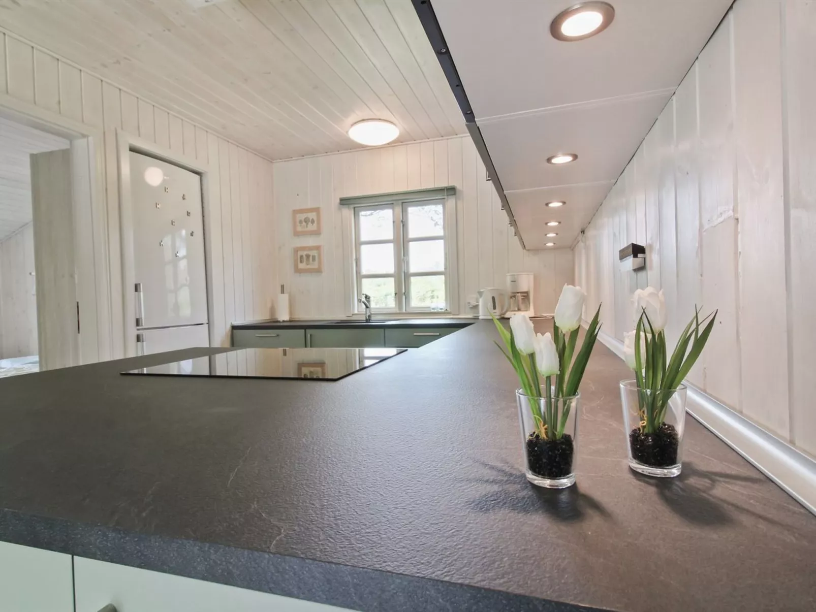 "Hillmari" - 200m from the sea-Inside