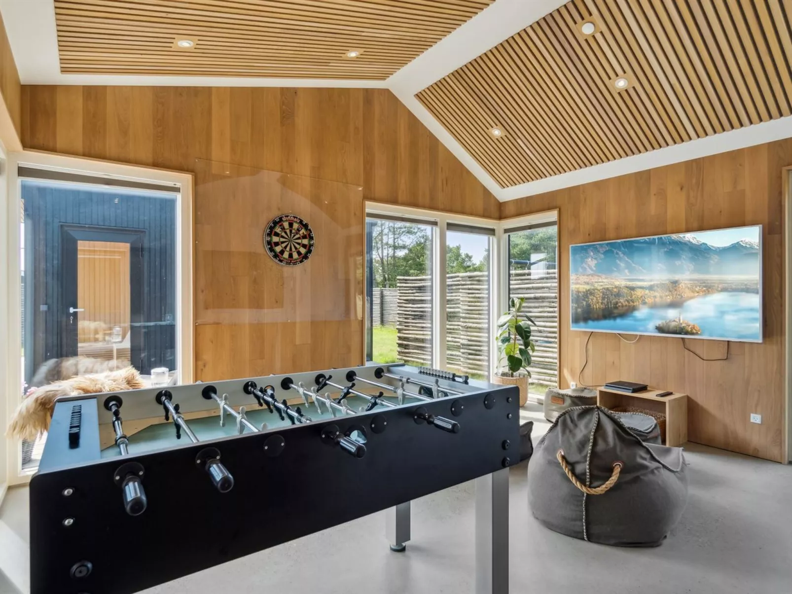 "Toyah" - 400m from the sea-Inside