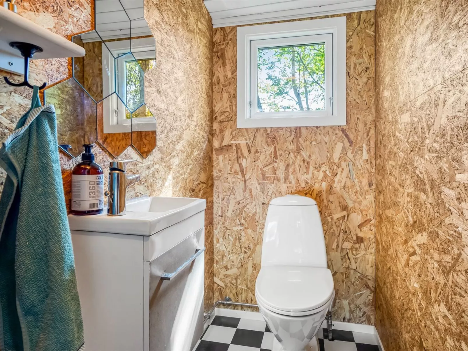 "Bene" -  from the sea-Inside