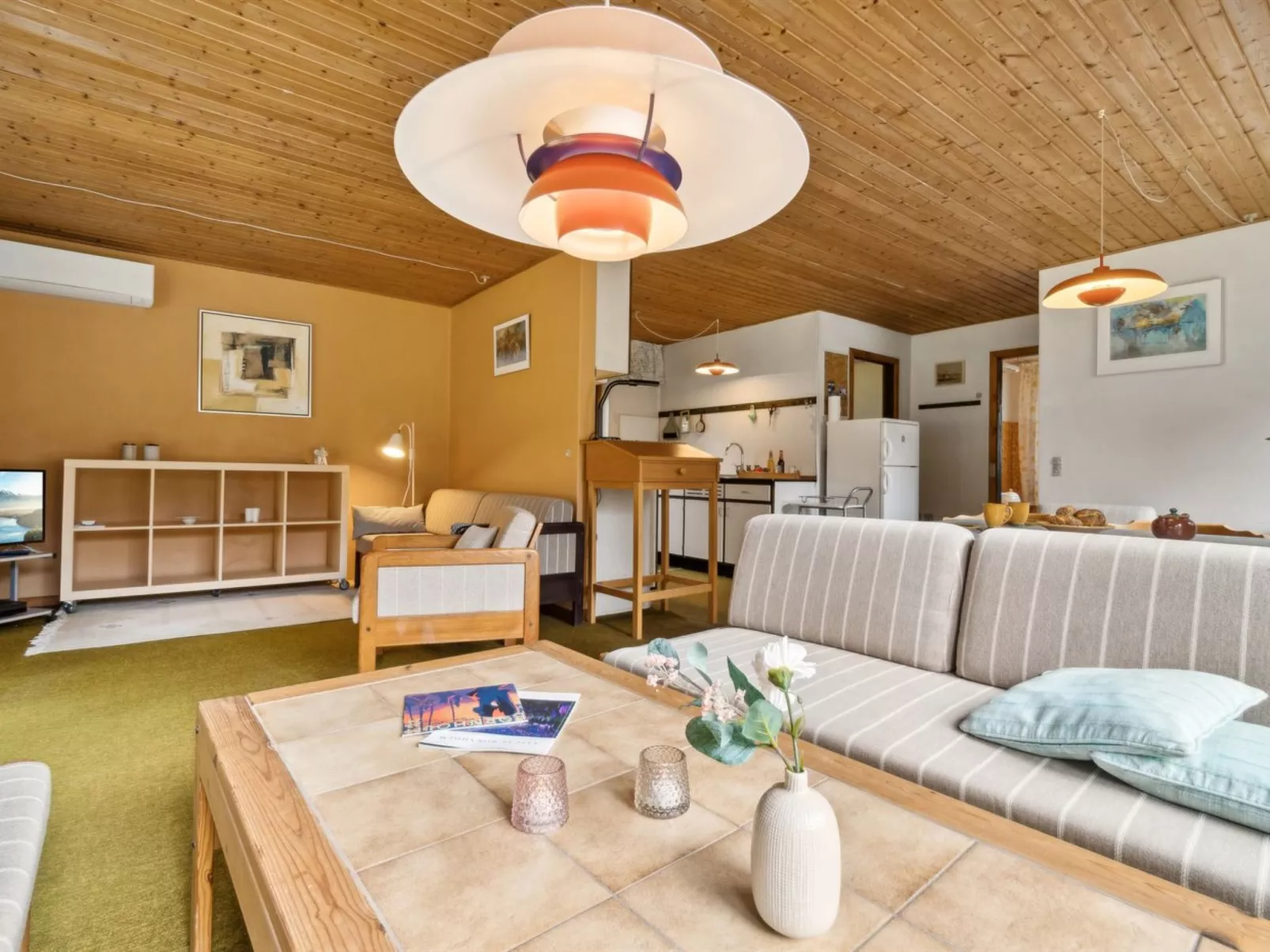 "Awa" - 800m from the sea-Inside