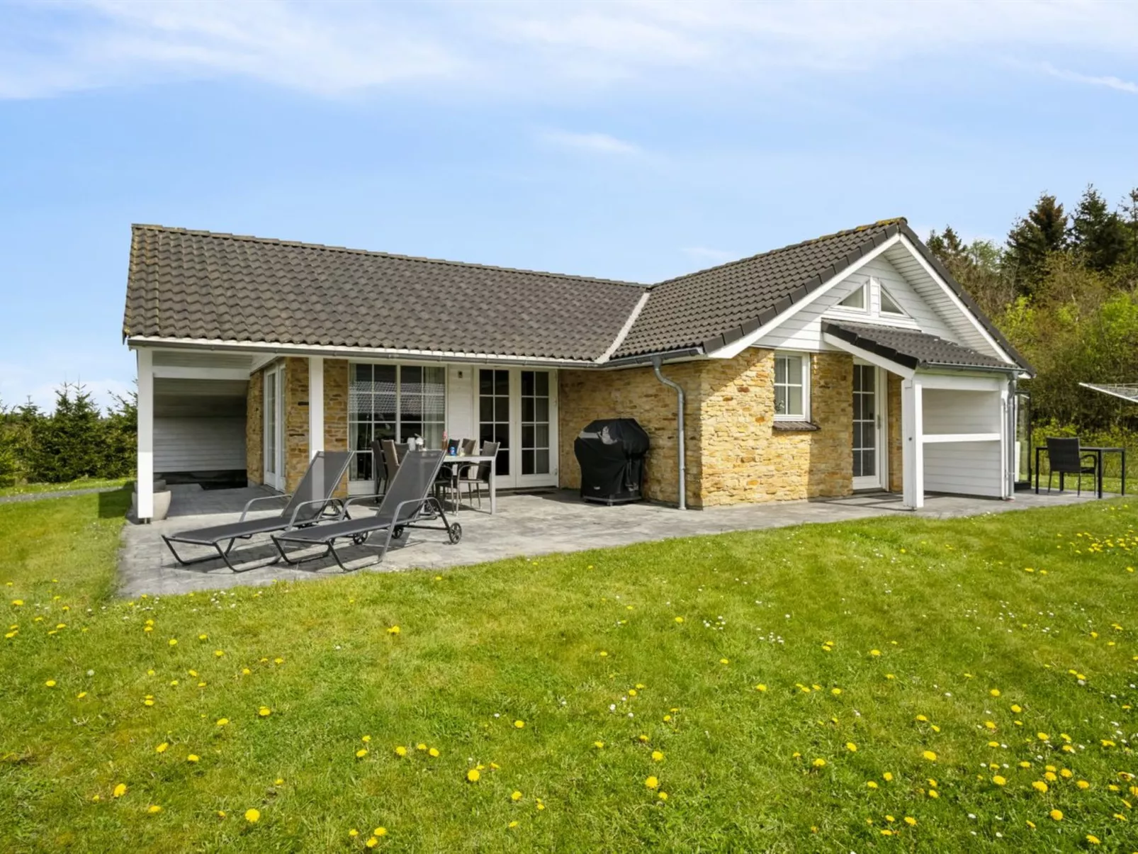 "Sippora" - 29km from the sea-Outside