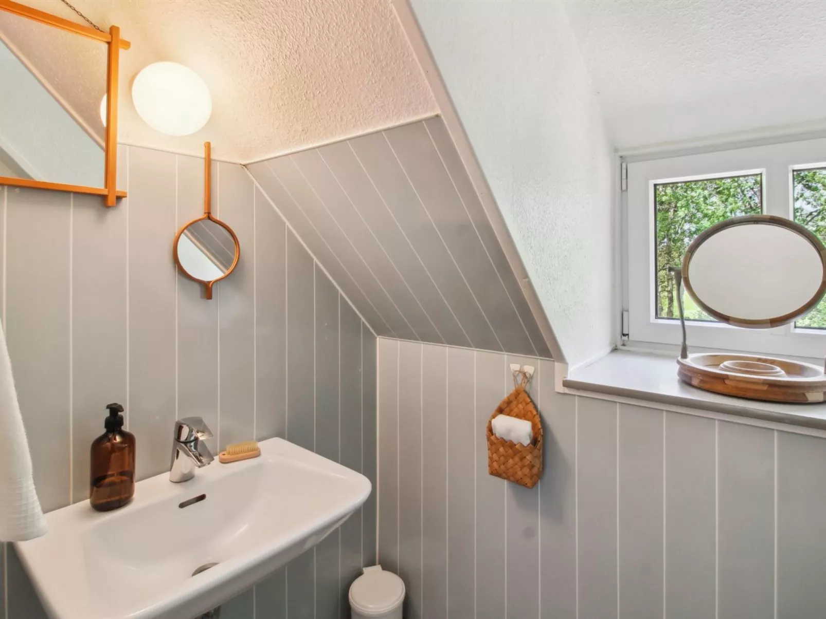 "Kersta" - 3.3km from the sea-Inside