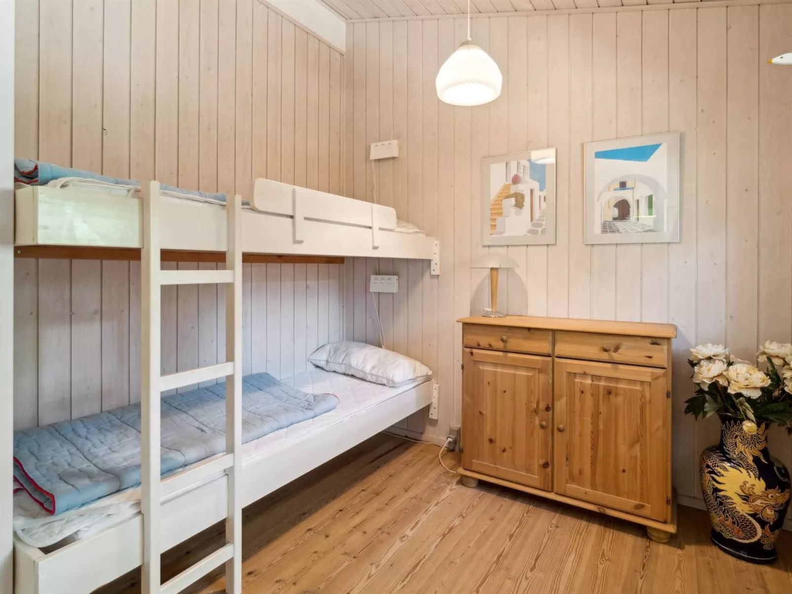 "Bothilda" - 950m from the sea-Dedans