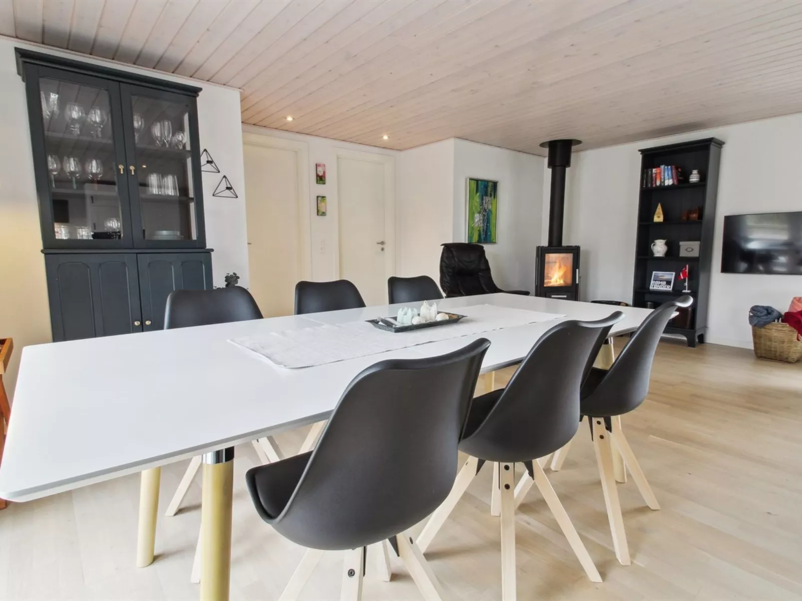 "Golubinka" - 2.5km from the sea-Inside