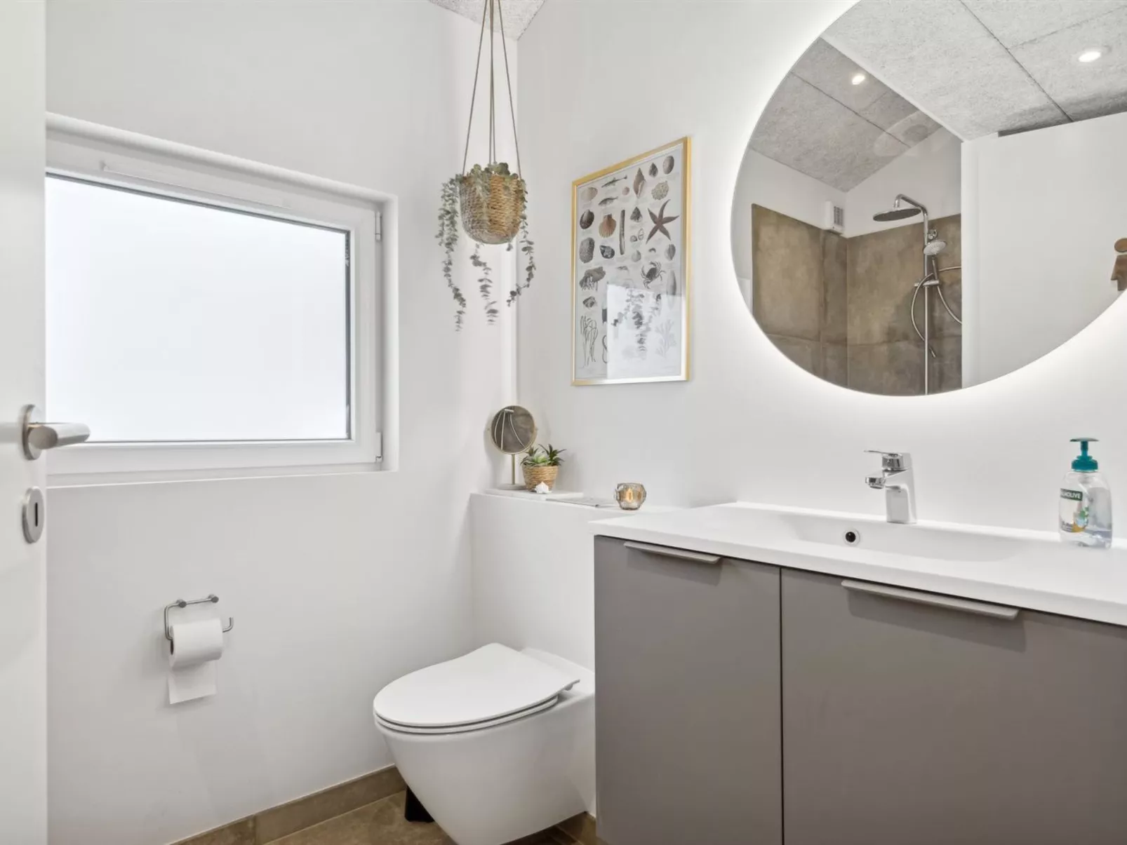 "Lanessa" - 800m from the sea-Dedans