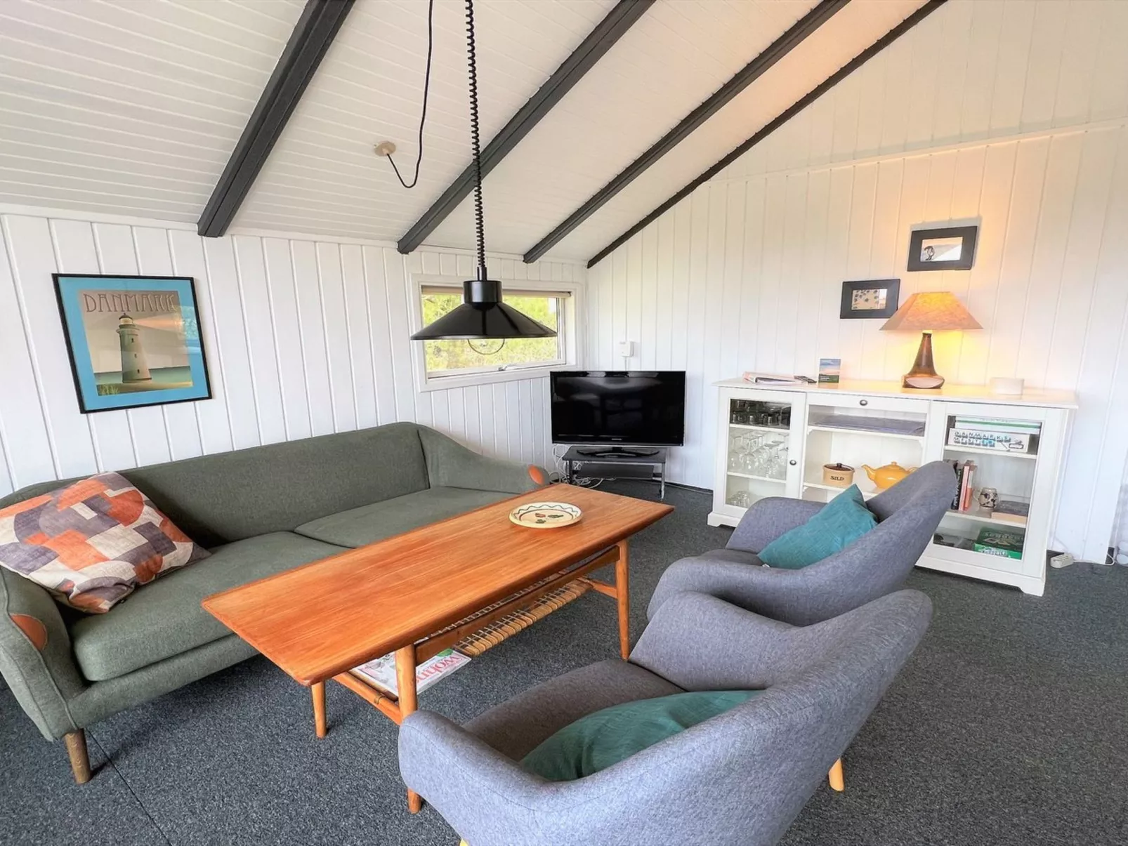 "Antonelle" - 1.7km from the sea-Inside