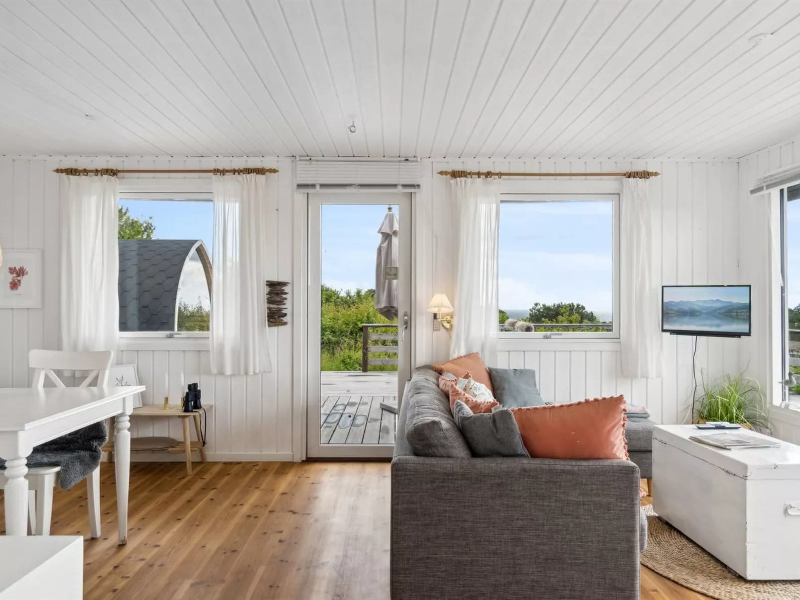 "Gærmund" - 700m from the sea-Drinnen