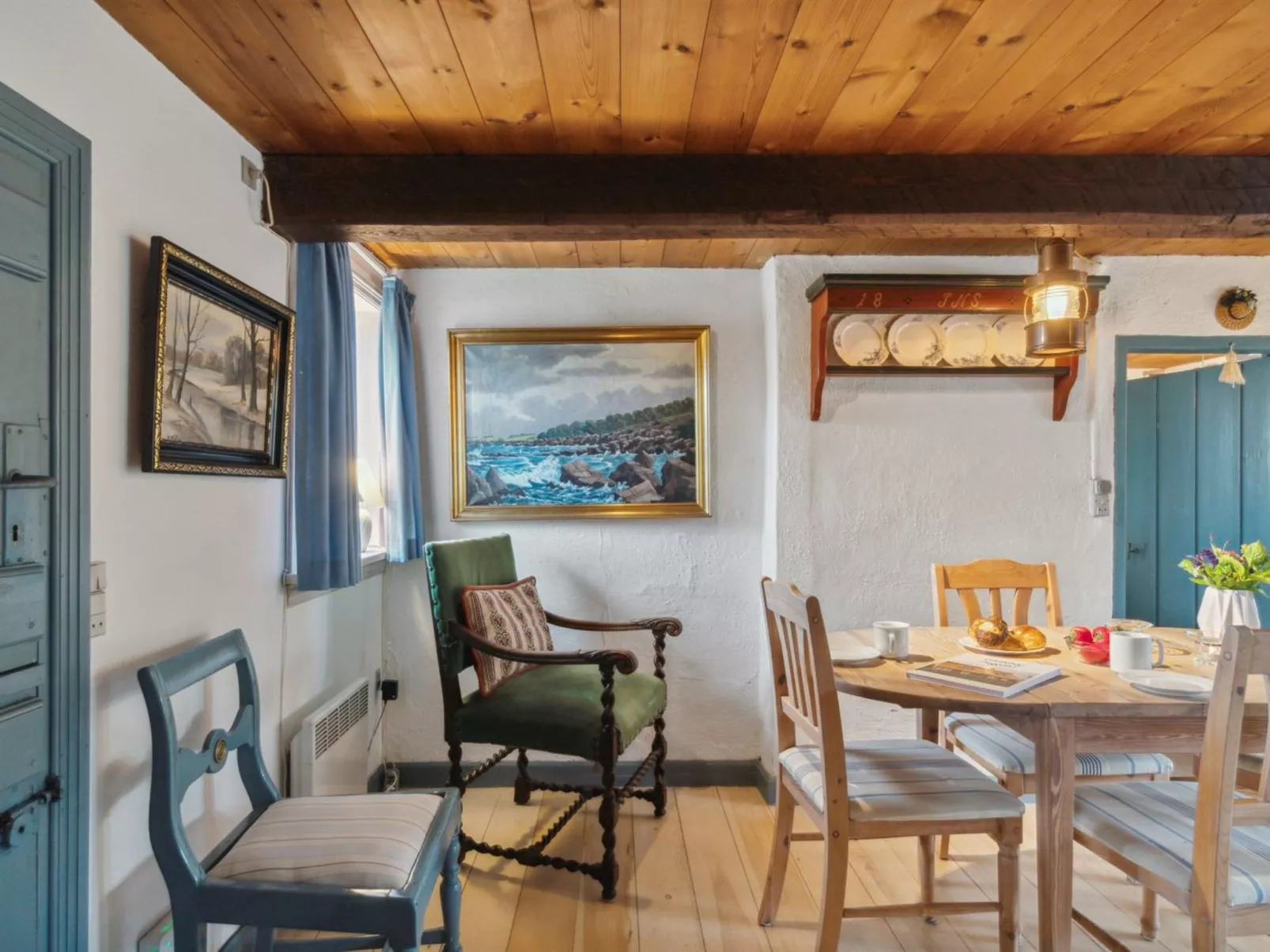 "Leoni" - 115m from the sea-Inside