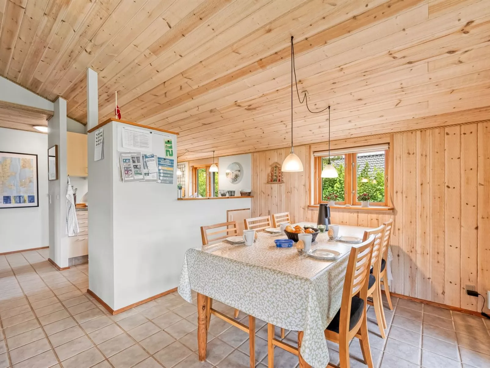 "Åsa" - 500m to the fjord-Inside