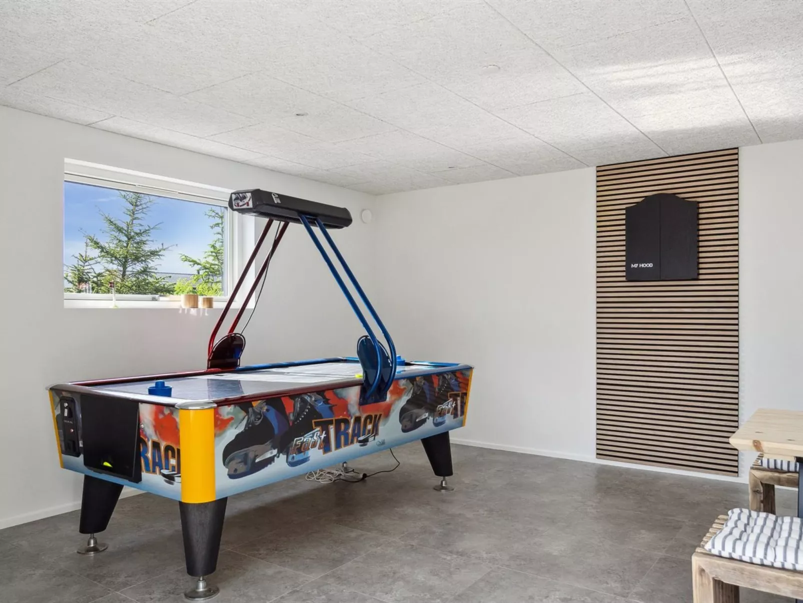 "Lyder" - 400m from the sea-Inside