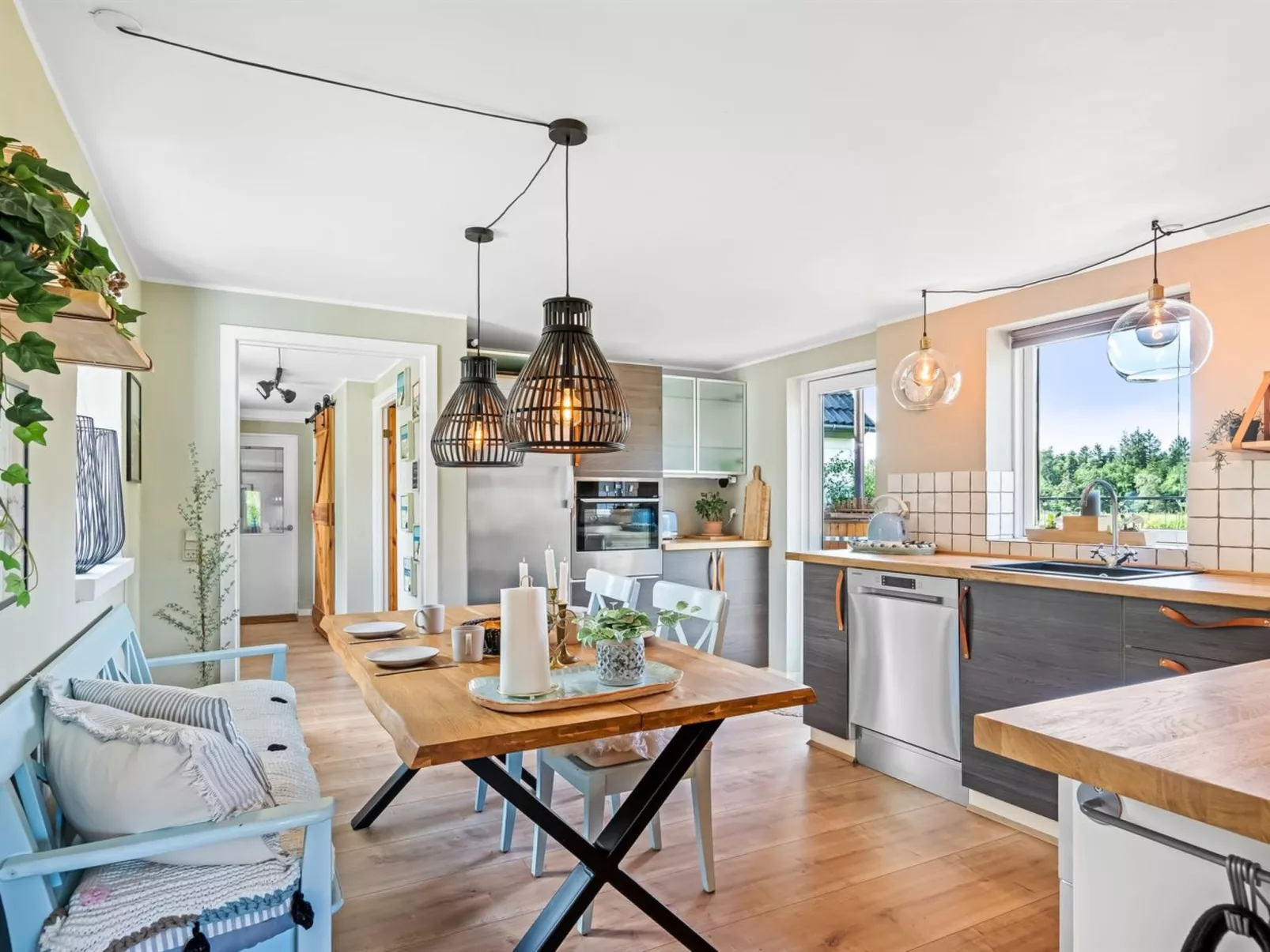 "Cillvur" - 8km from the sea-Inside