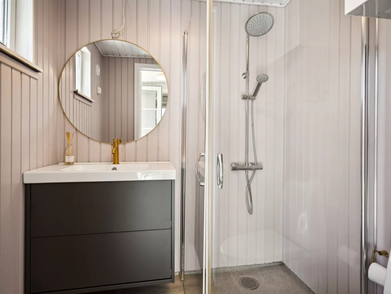 "Kim" - 250m from the sea-Inside