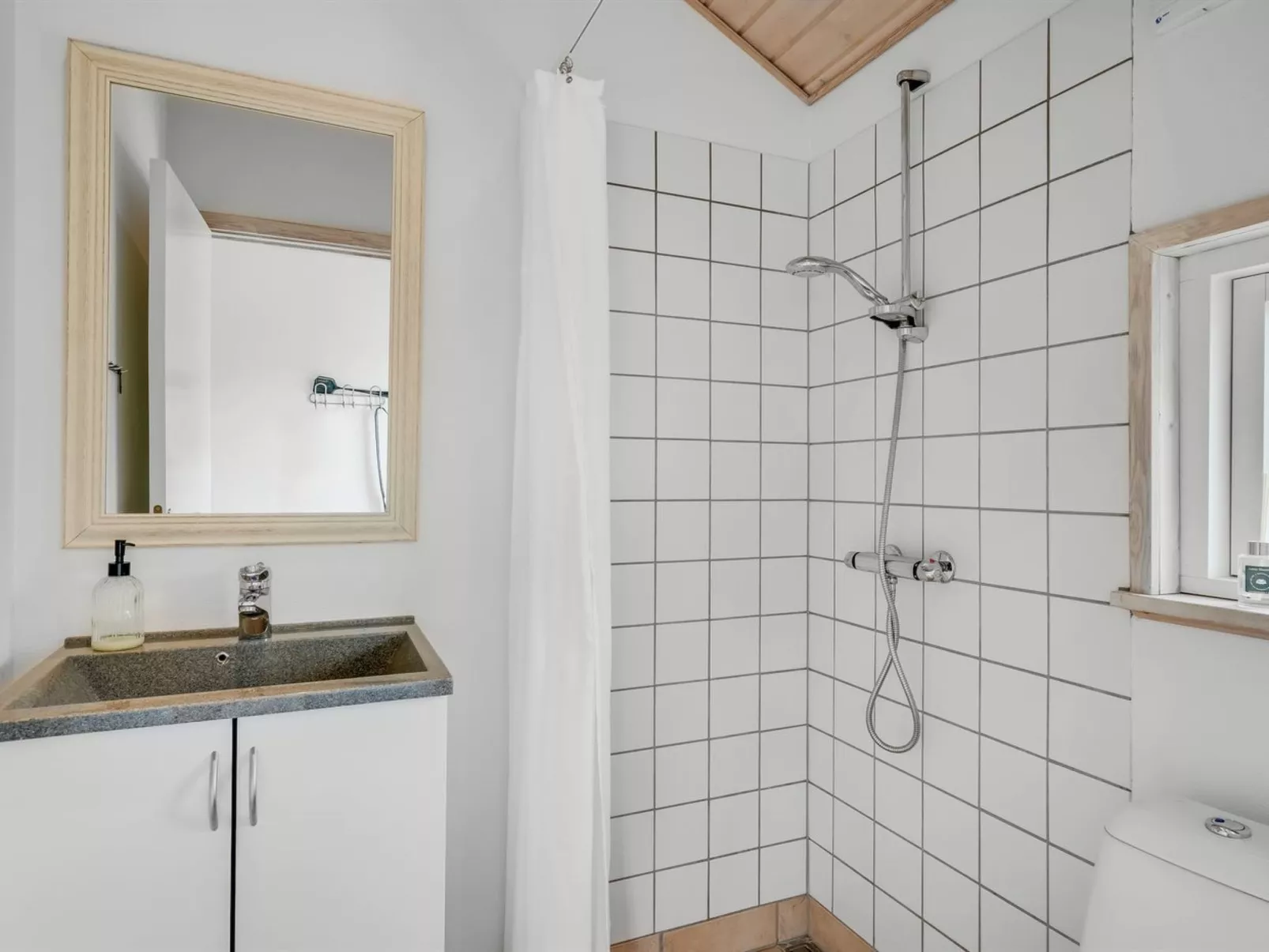 "Lissi" - 3.5km from the sea-Inside