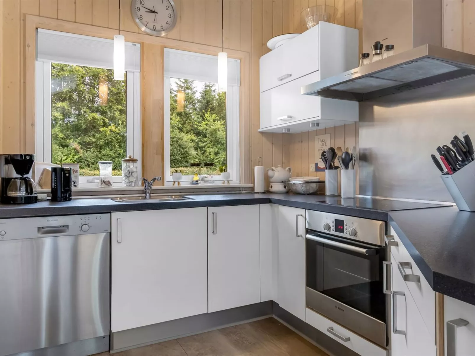 "Næwe" - 30km from the sea-Inside