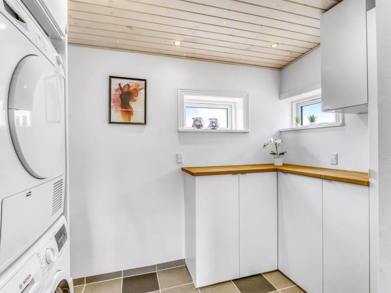 "Anneke" - 1.3km from the sea-Drinnen