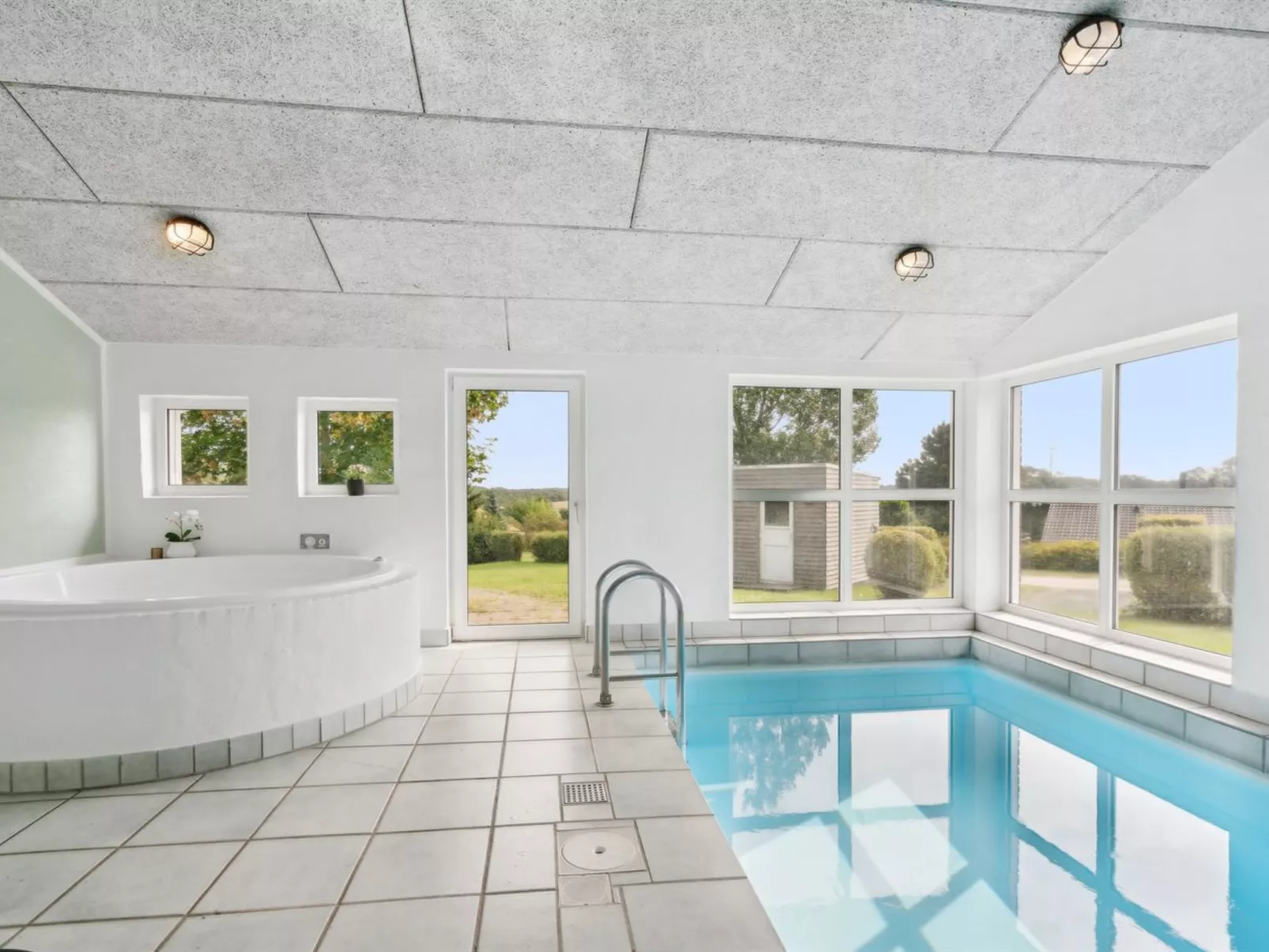 "Svenn" - 300m from the sea-Draußen