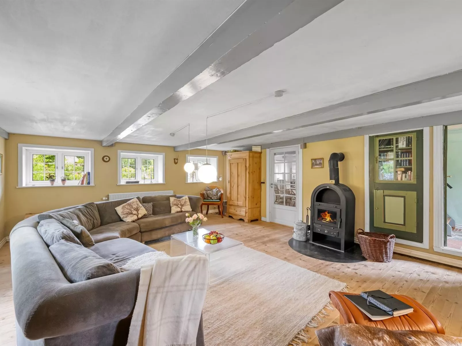 "Wiss" - 4.1km from the sea-Inside