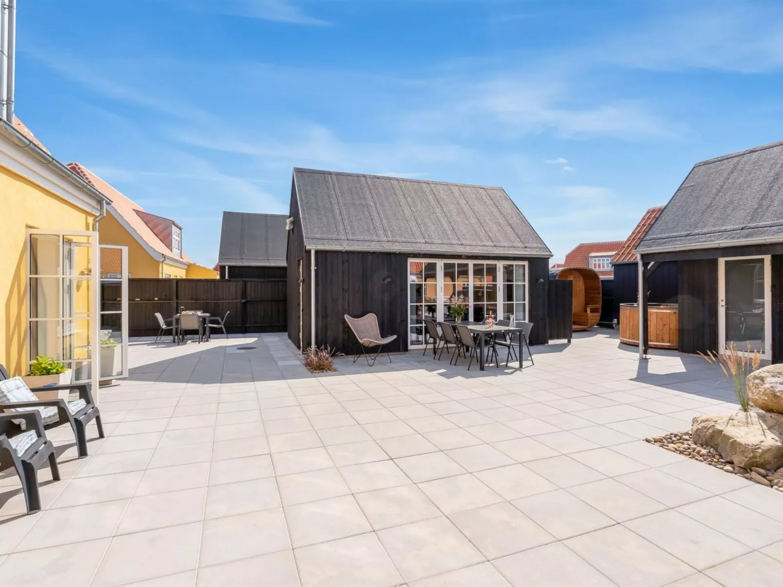 "Josina" - 1.8km from the sea-Draußen