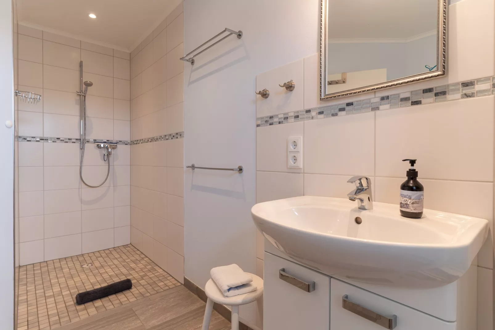 Ferienwohnung Friesenkind-Bathroom