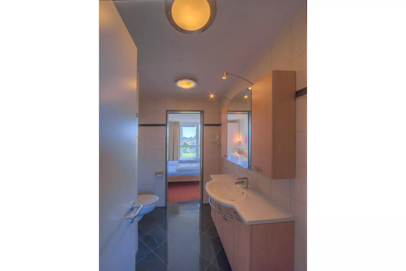 Seeadler Classic 203-Bathroom